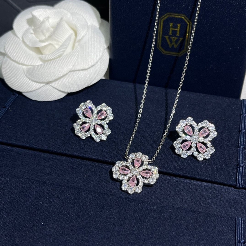 HARRY WINSTON